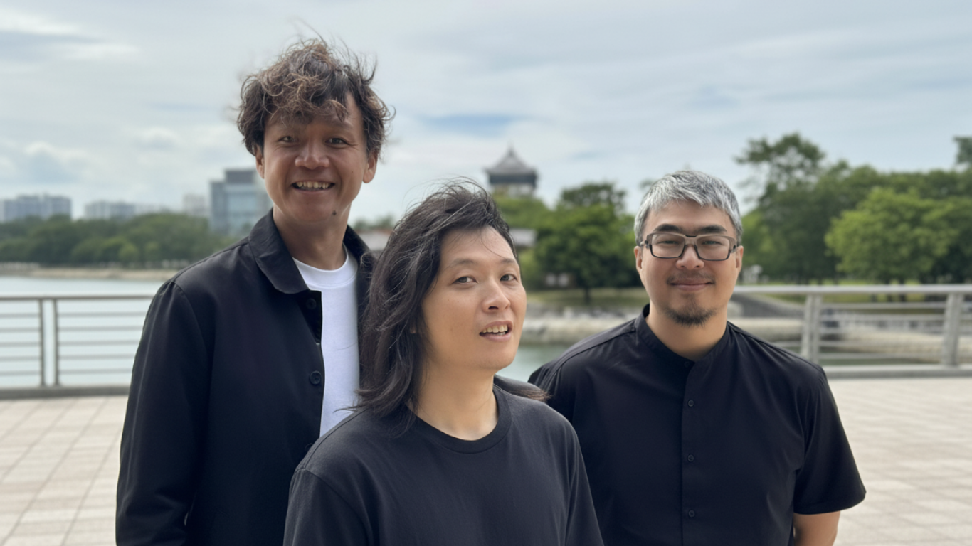 チームメンバーの笑顔の写真